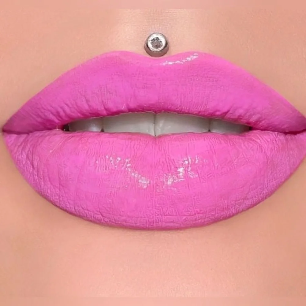 Jeffree Star Queen Supreme Lipstick Supreme Gloss